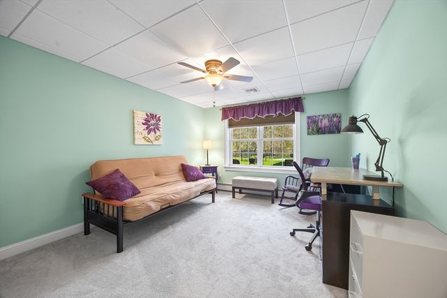 344 Salem St, Lynnfield, MA 01904