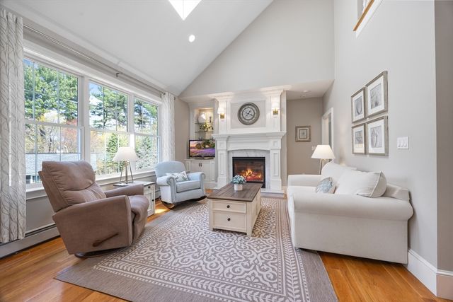 344 Salem St, Lynnfield, MA 01904
