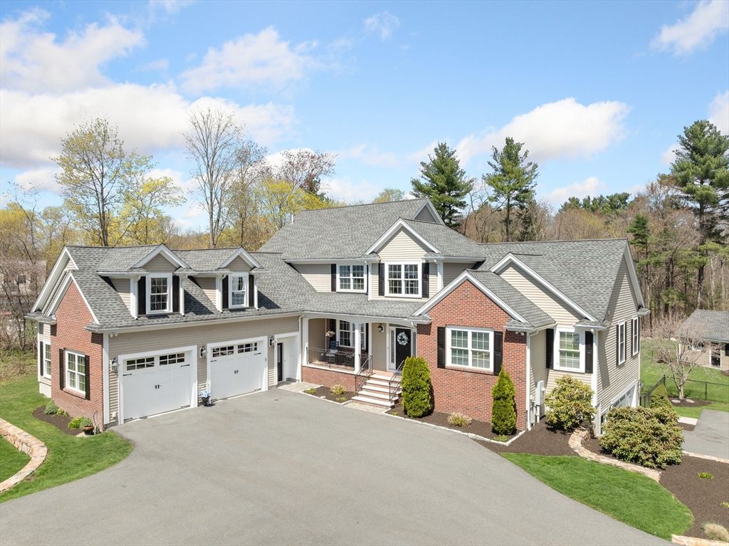 344 Salem St, Lynnfield, MA 01904