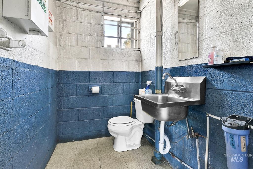 30 S Latah, Boise, ID 83705 photo 14