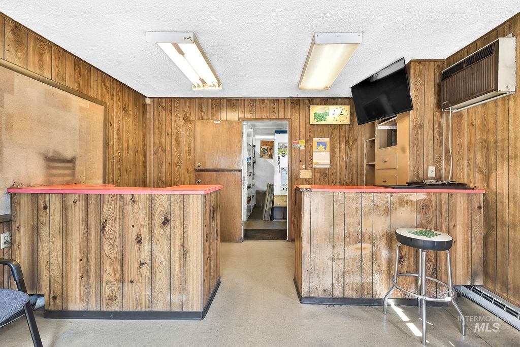 30 S Latah, Boise, ID 83705 photo 4
