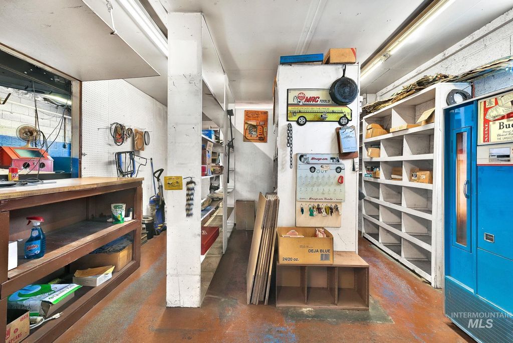 30 S Latah, Boise, ID 83705 photo 9