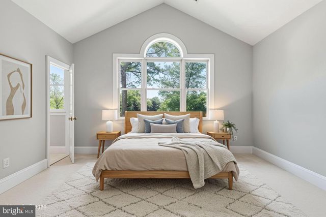 5248 CLIFTON ST, Alexandria, VA 22312