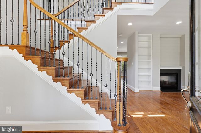 5248 CLIFTON ST, Alexandria, VA 22312