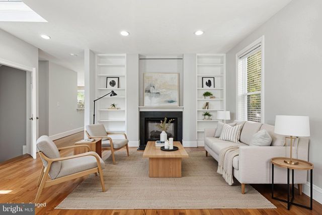5248 CLIFTON ST, Alexandria, VA 22312