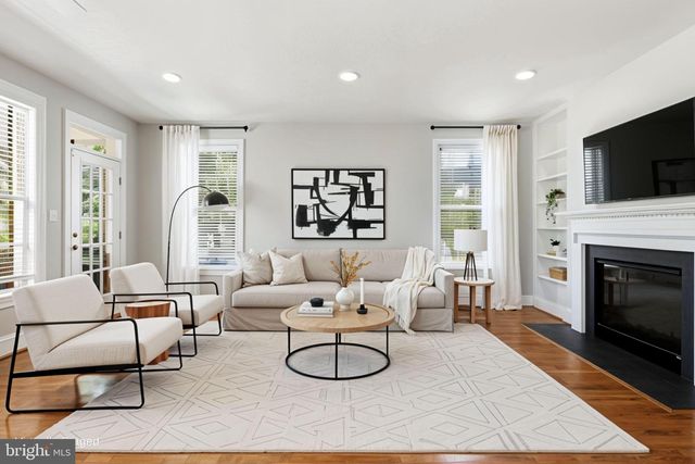 5248 CLIFTON ST, Alexandria, VA 22312