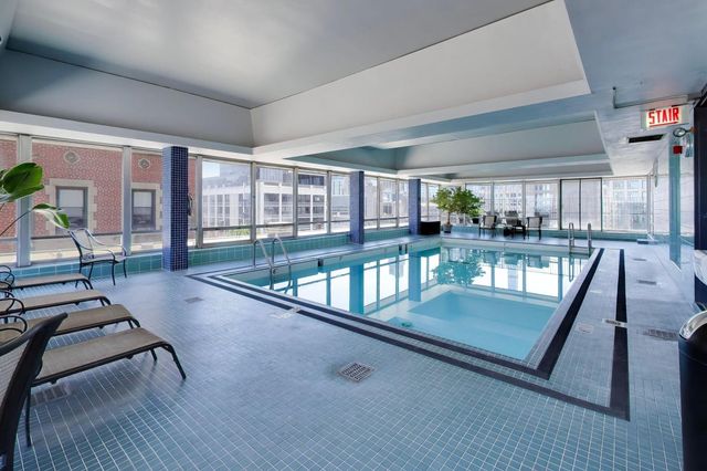 201 E Chestnut Street 3A, Chicago, IL 60611