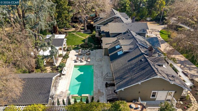 1749 Alameda Diablo, Diablo, CA 94528