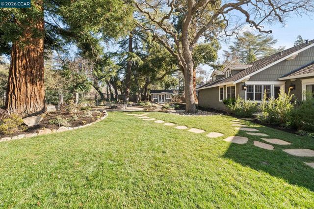 1749 Alameda Diablo, Diablo, CA 94528