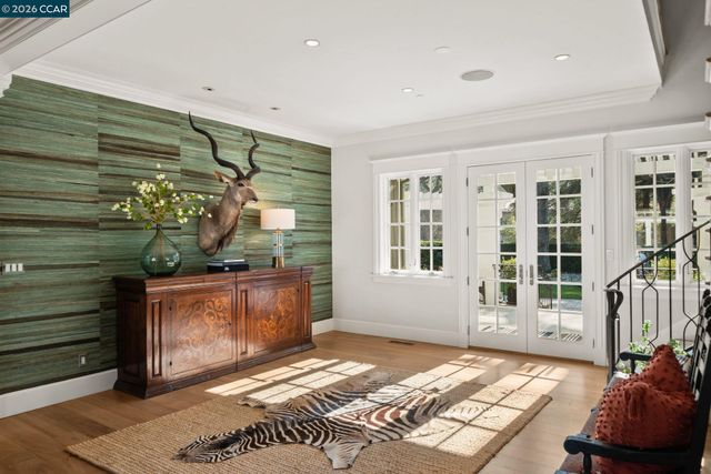 1749 Alameda Diablo, Diablo, CA 94528