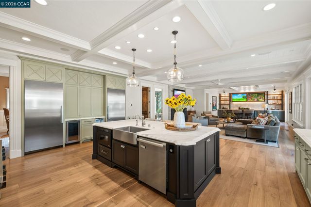 1749 Alameda Diablo, Diablo, CA 94528