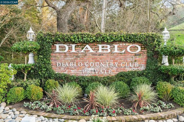 1749 Alameda Diablo, Diablo, CA 94528