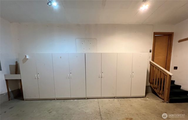 878 Mount Olympus Avenue SE, Ocean Shores, WA 98569