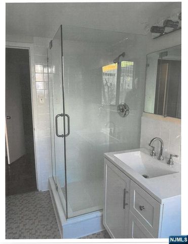 90 Prospect Avenue 2A, Hackensack, NJ 07601