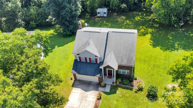 11219 Kempsford Drive, Charlotte, NC 28262