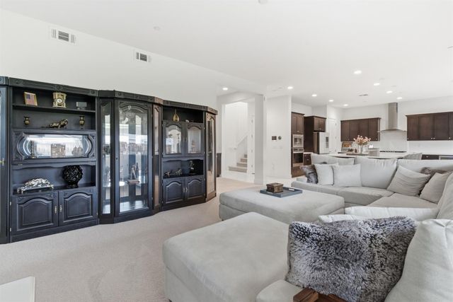 3233 Kipling Dr, Lathrop, CA 95330