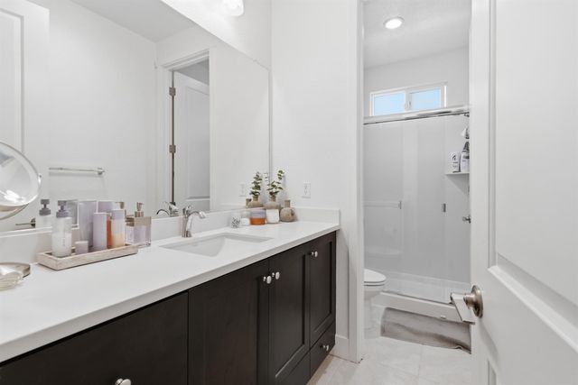 3233 Kipling Dr, Lathrop, CA 95330