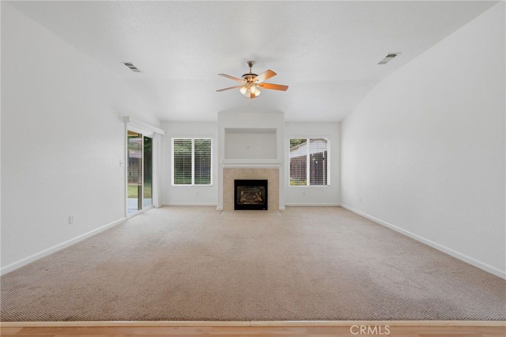 Image 30 of property listing at 6111 W Pryor Avenue, Visalia, CA 93277