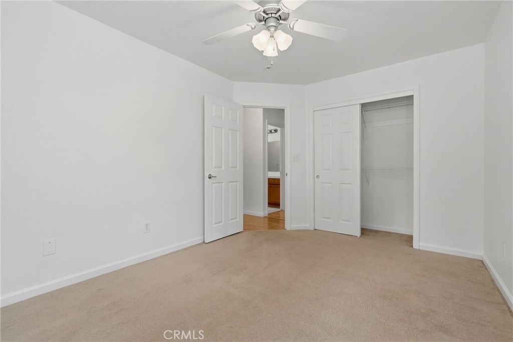 Image 40 of property listing at 6111 W Pryor Avenue, Visalia, CA 93277