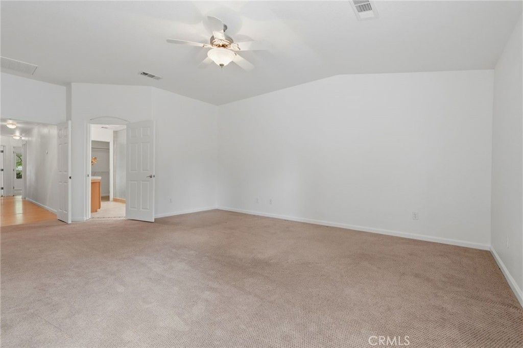 Image 46 of property listing at 6111 W Pryor Avenue, Visalia, CA 93277