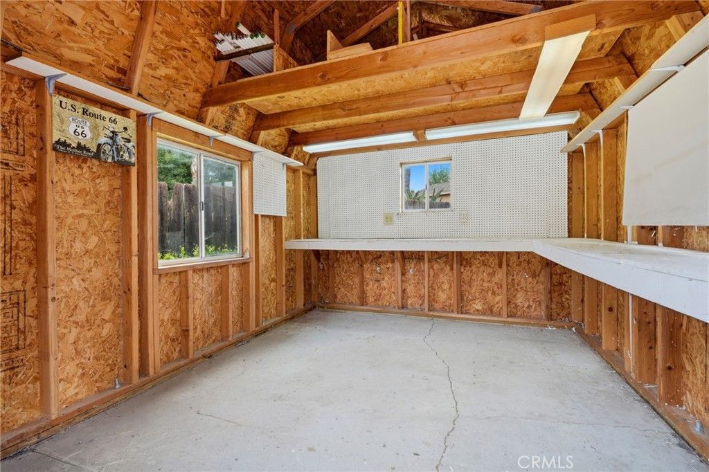 Image 56 of property listing at 6111 W Pryor Avenue, Visalia, CA 93277