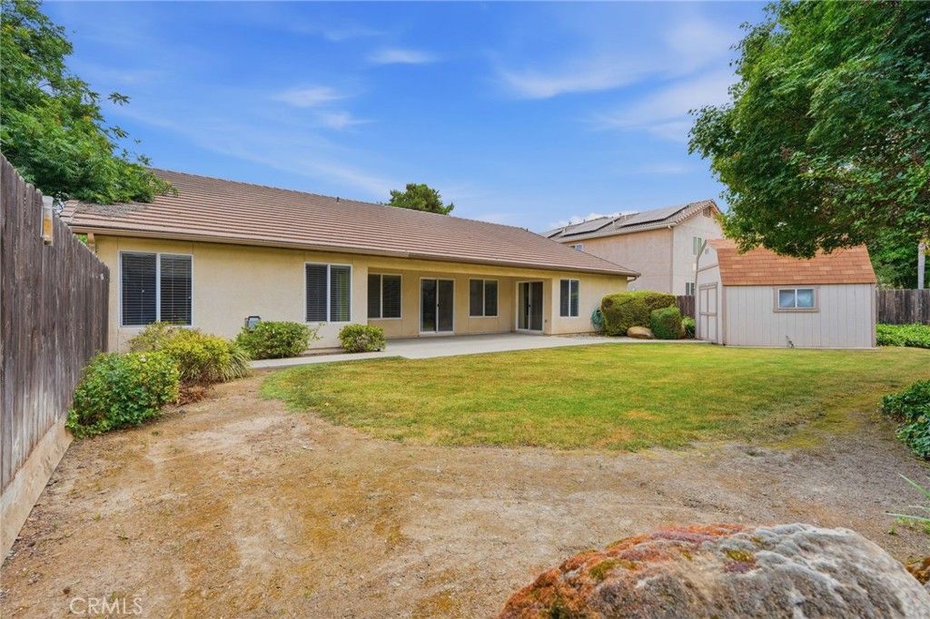 Image 58 of property listing at 6111 W Pryor Avenue, Visalia, CA 93277