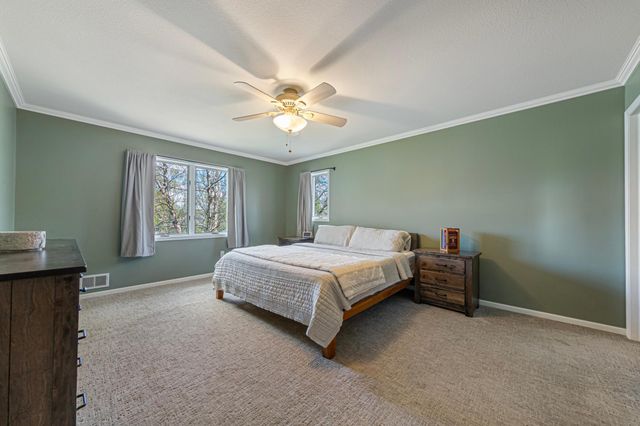 1424 Fairway Drive, Faribault, MN 55021