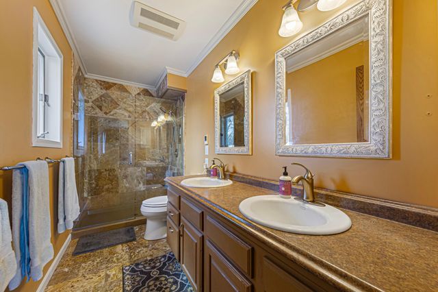 1424 Fairway Drive, Faribault, MN 55021