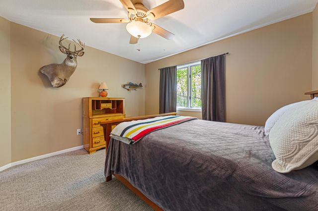 1424 Fairway Drive, Faribault, MN 55021