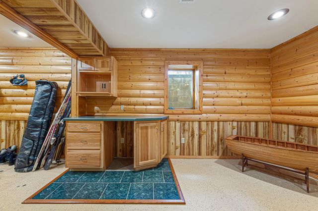 1424 Fairway Drive, Faribault, MN 55021