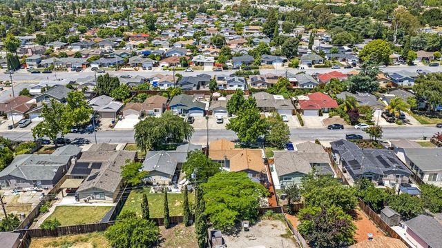 448 Greathouse Drive, Milpitas, CA 95035
