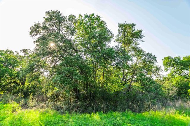 12175 N US Hwy 183, Florence, TX 76527