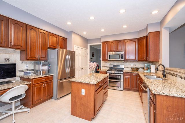 5335 Conifer Drive, Mason, OH 45040