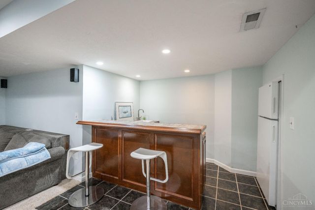 5335 Conifer Drive, Mason, OH 45040