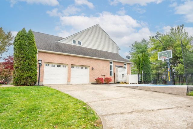 5335 Conifer Drive, Mason, OH 45040