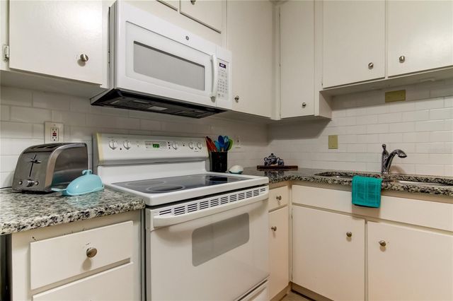 2700 BAYSHORE BOULEVARD 2310, Dunedin, FL 34698