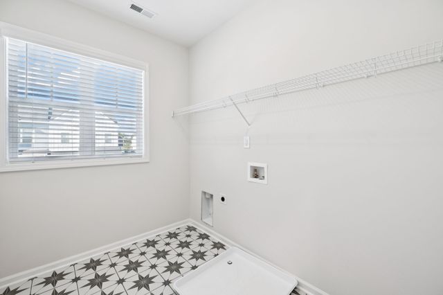 351 Carver Connection, Lebanon, TN 37087