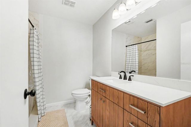 3267 39TH STREET S B, St Petersburg, FL 33711