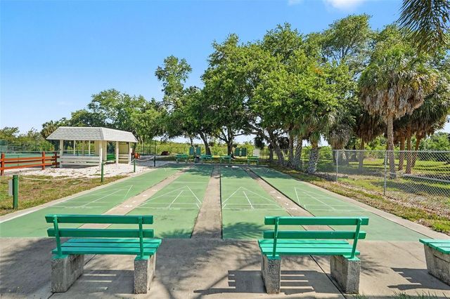 3267 39TH STREET S B, St Petersburg, FL 33711