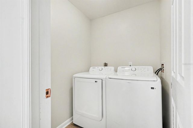 3267 39TH STREET S B, St Petersburg, FL 33711