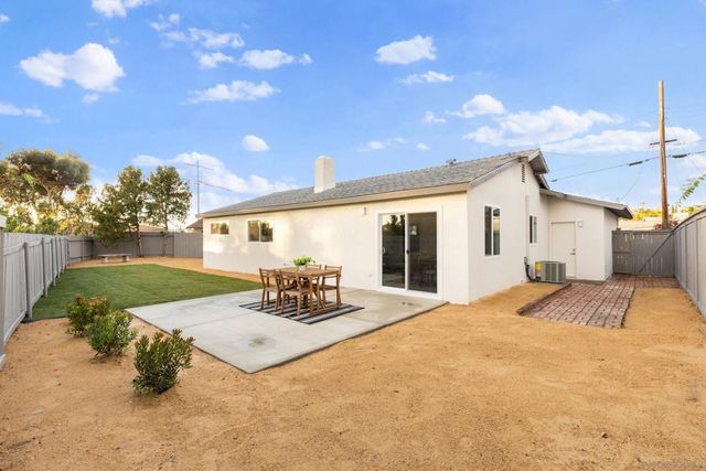 5581 Mount Acara Dr, San Diego, CA 92111