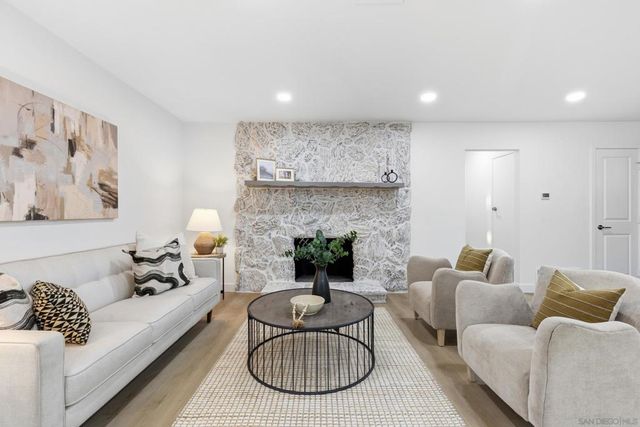 5581 Mount Acara Dr, San Diego, CA 92111