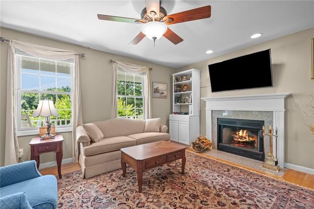 79 Clearview Drive, Richmond, RI 02892