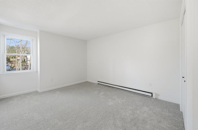 25L English Range Road B, Derry, NH 03038