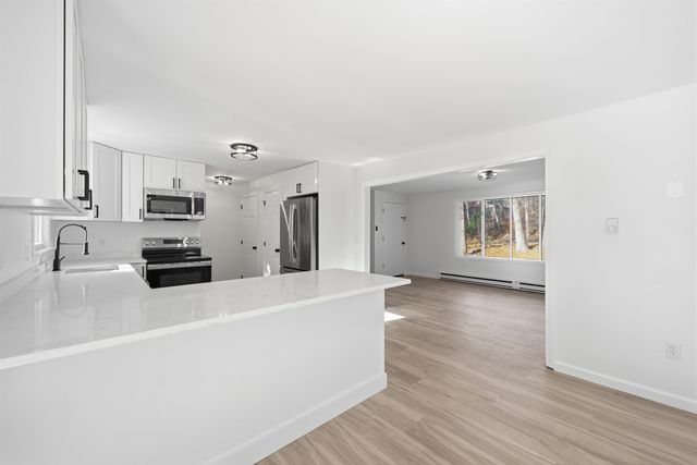 25L English Range Road B, Derry, NH 03038