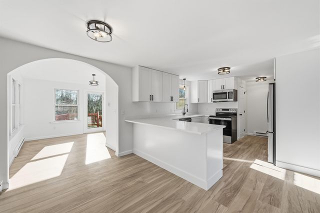 25L English Range Road B, Derry, NH 03038