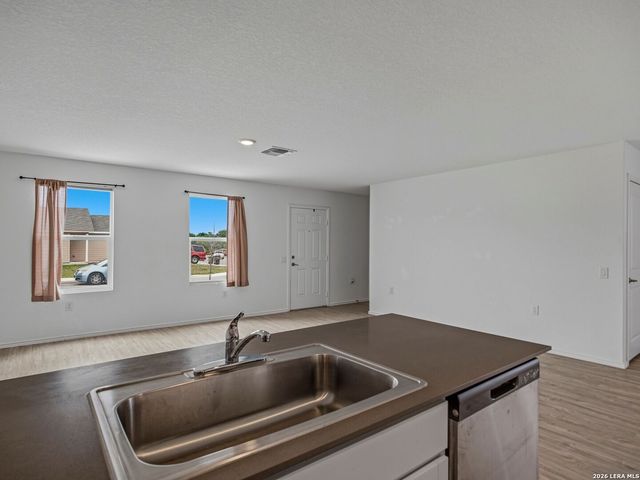 1123 Janzen, San Antonio, TX 78221