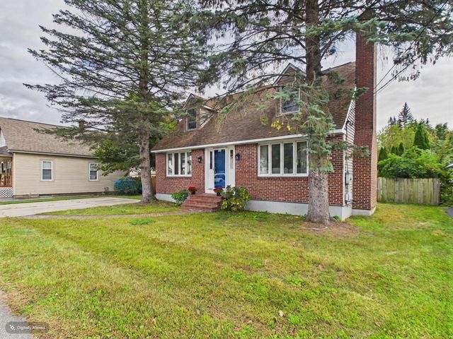 350 Lake Street, Nashua, NH 03060
