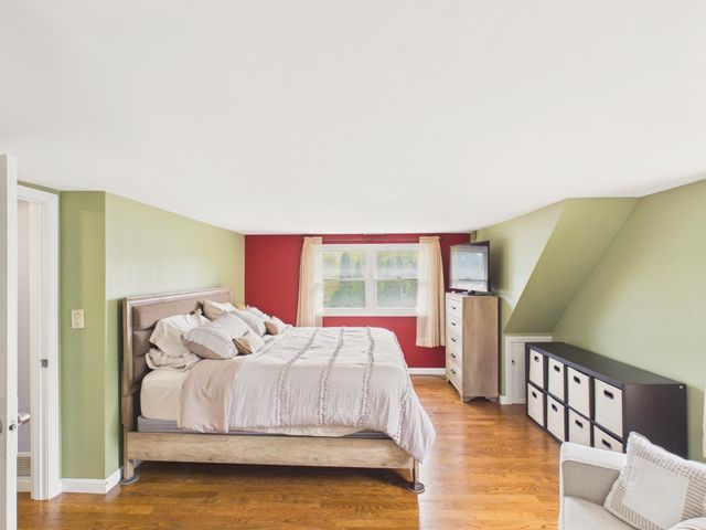 350 Lake Street, Nashua, NH 03060