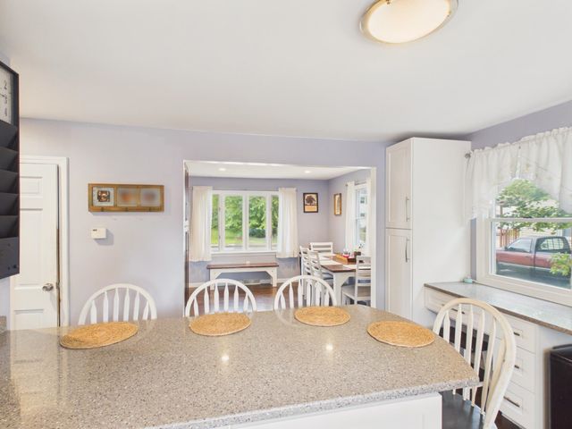 350 Lake Street, Nashua, NH 03060